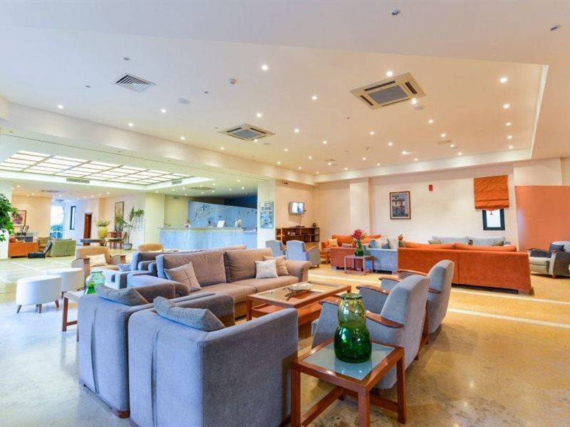 לגאנאס Mediterranean Beach Resort מראה חיצוני תמונה