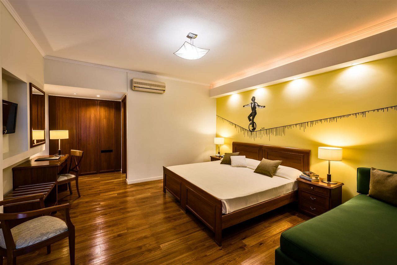 לגאנאס Mediterranean Beach Resort מראה חיצוני תמונה